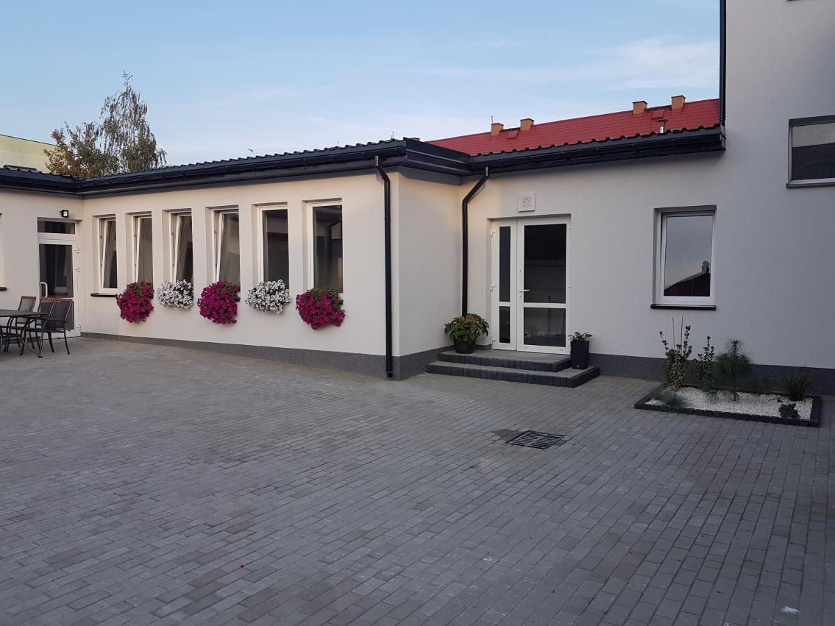 Arkadia Hostel Mlawa Ngoại thất bức ảnh